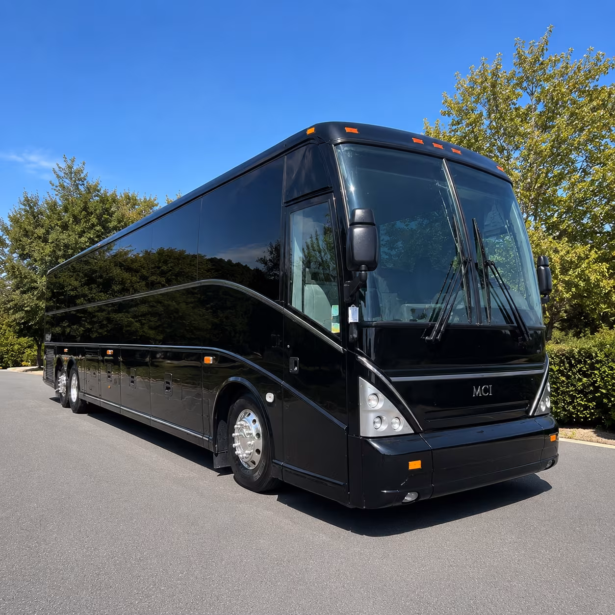 give your lodi wine country wedding guests a comfortable shuttle from tracy