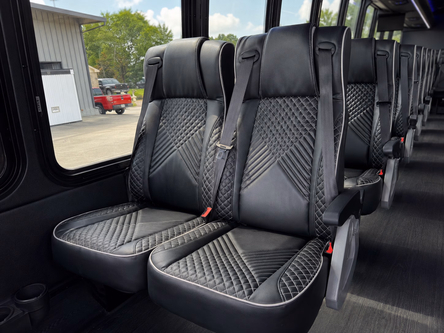 how the type of bus you choose changes the price in tracy california