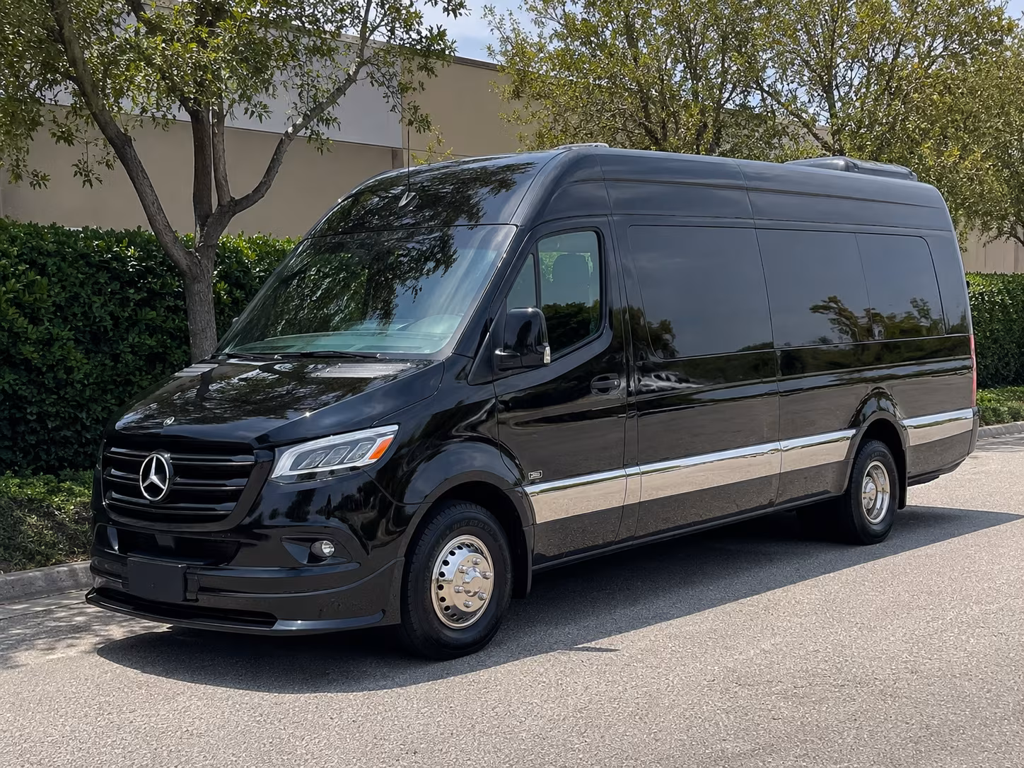 tracy private event transportation